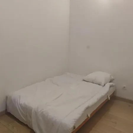 Apartamento Petite Maison Avec Jardinet Revest-du-Bion